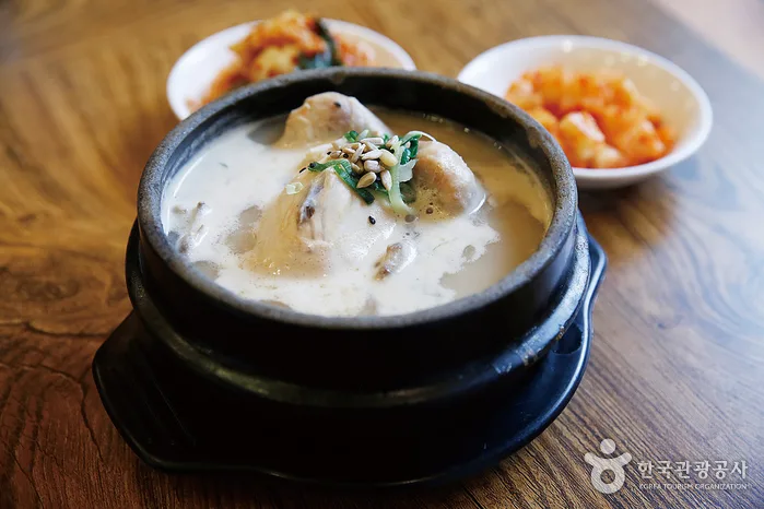 How Much Does a Meal at Tosokchon Samgyetang (토속촌삼계탕) Actually Cost?