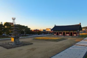 How to Make the Most of Your Visit to Jeongnimsa Temple Site & Sabi-gil (정림사지와 사비길)