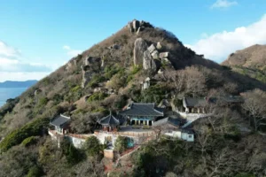 What I Wish I Knew Before Visiting Yeosu Hyangiram Hermitage (향일암(여수))