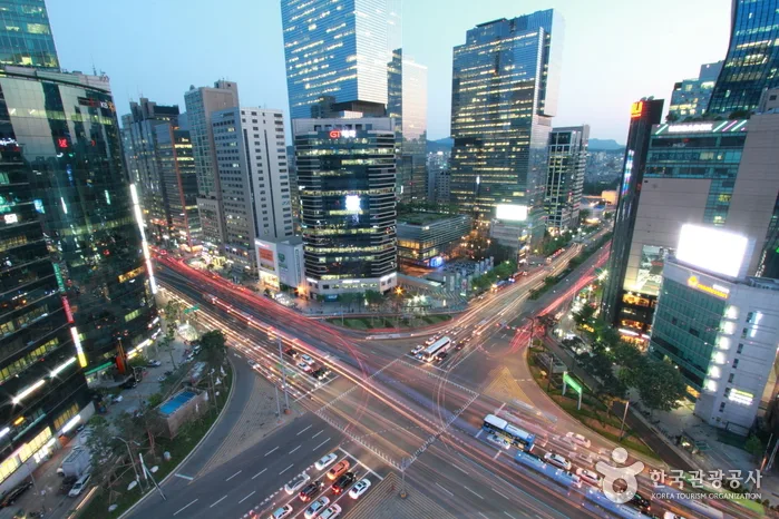 Skip the Hype: What Gangnam (강남) Is Really Like