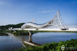 Uljin Euneo Bridge (울진은어다리): A Traveler Review You Can Actually Trust