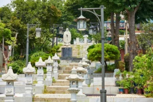 Why Locals Love Cheongil Jogyeji Stairway (청일조계지 경계 계단) (And Why You Might Too)